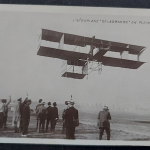 Premiers avions, premières machines volantes, transport aérien, photo noir et blanc réelle, avion Delagrange, carte postale de l'aviation française