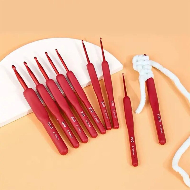 Blue Crochet Hook Set: Ergonomic Soft Grip, Aluminum Needles red 9pcs set mm