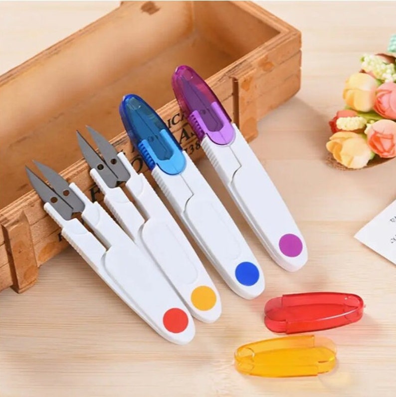 Ergonomic Crochet Hooks Set: Aluminum Colorful Soft Grip Handles image 9