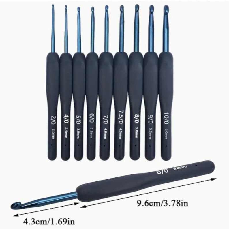 Blue Crochet Hook Set: Ergonomic Soft Grip, Aluminum Needles image 2