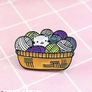 Cartoon Wool Cluster Cat Enamel Pin Cute Animal Badge On Backpack Clothes Backpack White Kitty Brooch Accessories Jewelry Gift For CatLovers