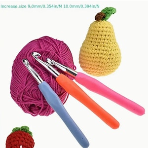 Ergonomic Crochet Hooks Set: Aluminum Colorful Soft Grip Handles image 6