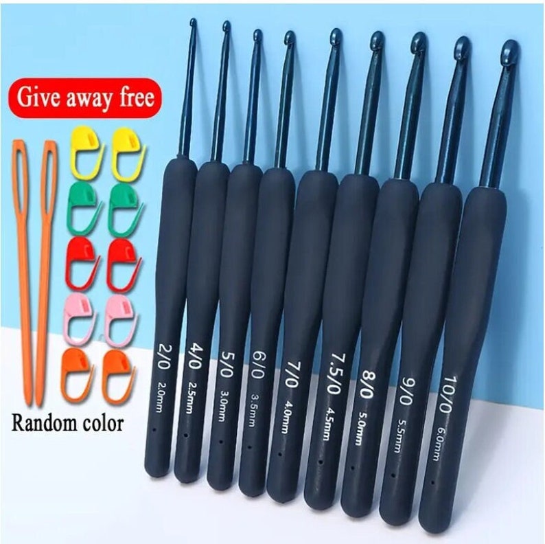 Blue Crochet Hook Set: Ergonomic Soft Grip, Aluminum Needles image 1