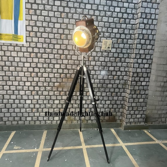 アンティークデザイナーNautical 36?