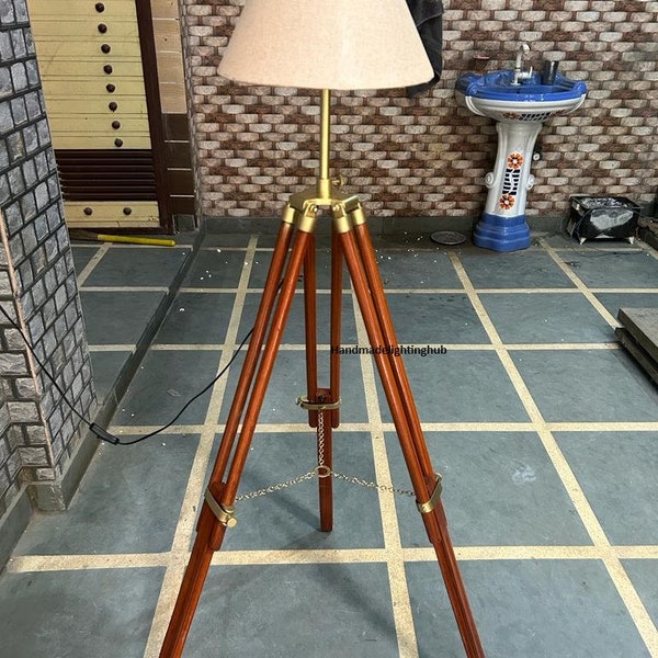 Lampadaire trépied en bois, support d'ampoule E27 avec fil | Trépied| Trépied de lampe| Lampadaire trépied | Pied de lampe