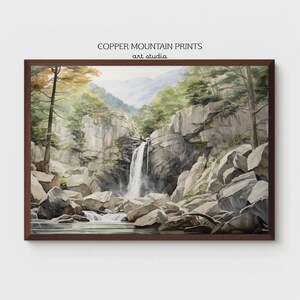 Puede incluir: Una pintura de acuarela de una cascada que cae por un acantilado rocoso. Árboles verdes y exuberante vegetación rodean la cascada, creando una escena serena y tranquila.