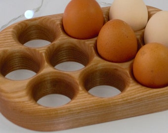 Suporte para ovos de madeira, bandeja para ovos de madeira, armazenamento de ovos de madeira como presente e para decoração de cozinha