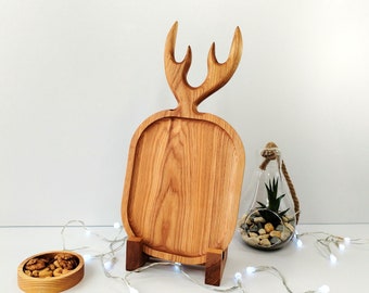 Wooden Custom cutting, Сharcuterie board, Сheese board, Serving tray, Personalized cutting board, Board with deer antlers,