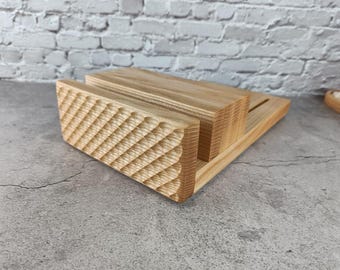 Large Cutting Board Holder with Adjustable Slots – Perfect for Serving Boards and Kitchen Décor