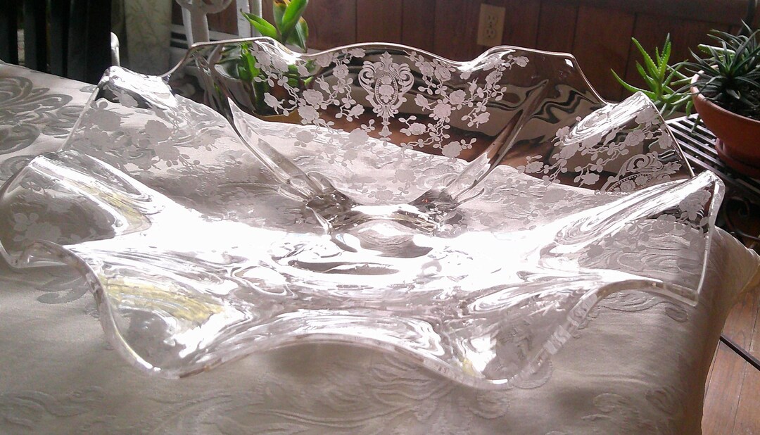 ローズポイント ケンブリッジガラス 脚付きセンターピースボウル 12 3