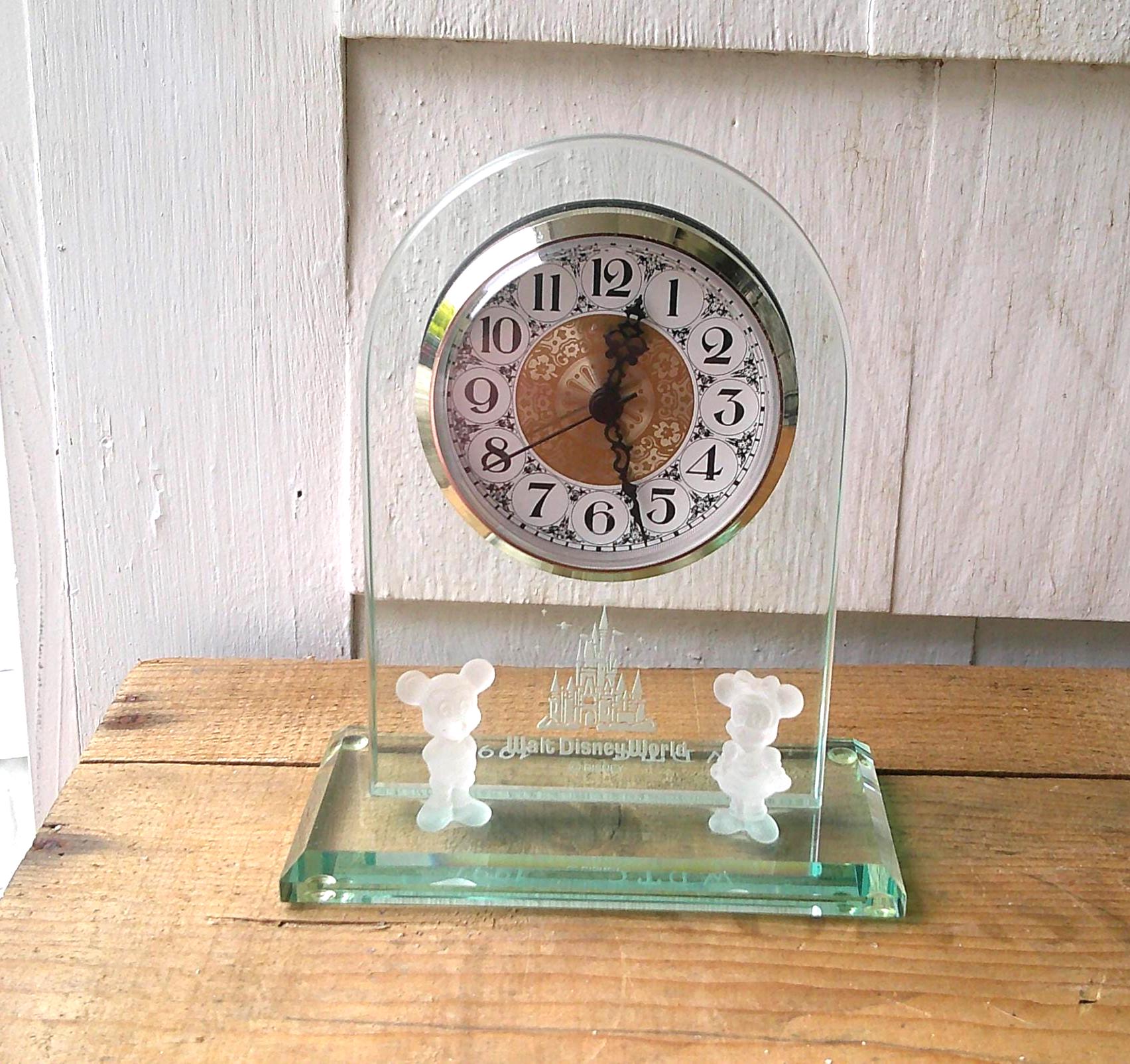 Rare 1997 Walt Disney World Commemorative Glass Clock Mickey and