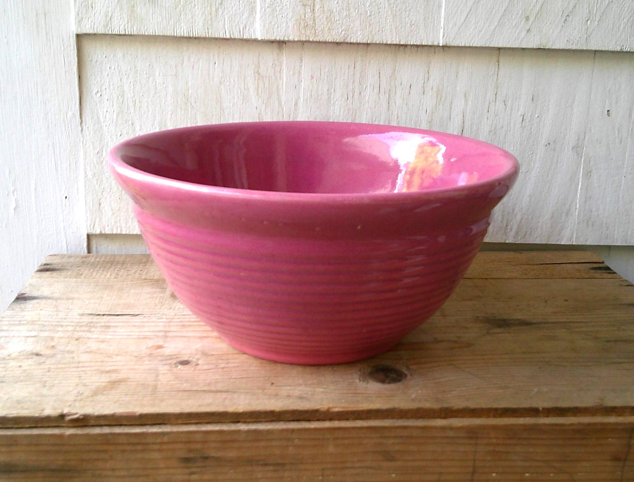 Vintage Bauer Pottery Ringware Mixing Bowl 1933 Mauve Rose 10 1/2