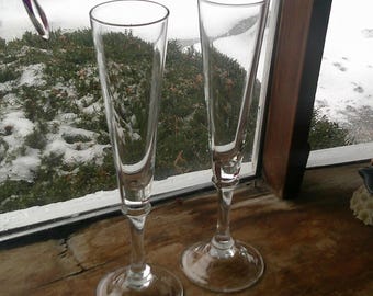 Crate & Barrel SPENCER Clear Champagne Flutes Glasses NWT 11&quot; Poland