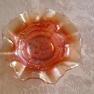 Dugan Carnival Glass Bowl 1920&#39;s Apple Blossom Pattern Marigold 7 1/4&quot;