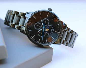 Reloj de pulsera personalizado para hombre, modelo Architect Apollo, color negro, con grabado de tipografía moderna. Regalo ideal para él, regalo para el Día del Padre o reloj personalizado.