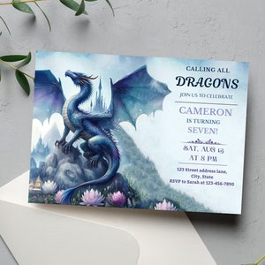 Modelo editável de cartão de convite de aniversário de dragão fantasia editável, convite de aniversário de dragão, convite de aniversário jurássico, convite para impressão