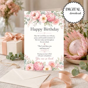 Puede incluir: Una tarjeta de felicitación de cumpleaños con un diseño floral. La tarjeta presenta las palabras "Happy Birthday" y un mensaje. La tarjeta está decorada con flores rosas y blancas y hojas verdes. También se ven las palabras "DIGITAL download".