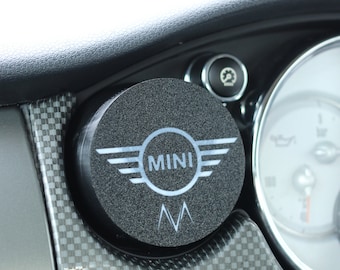 Mini Cooper R50 Custom Magsafe Phone Mount