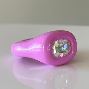 Handgemaakte Barbie roze polymeerklei ring met Swarovski-kristal