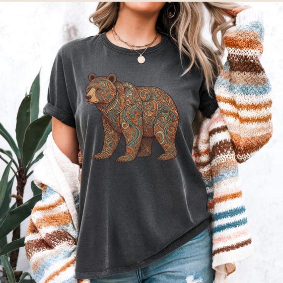 Floral Bear Shirt Paisley Bear Tee Boho Nature Shirt Wildlife Graphic Tee Outdoor Women Adventure Clothing Hiking Apparel Camping Gift