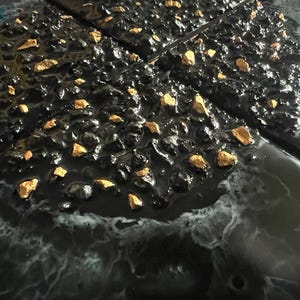 Set of 4 Handcrafted Resin Wall Art Panels • Black Epoxy Sea with Gold-Painted Natural Stone • 15×15 cm Each • Made to Order