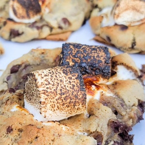 Giant Smore Cookie/giant cookies/gourmet cookies/ stuffed cookies, cookies