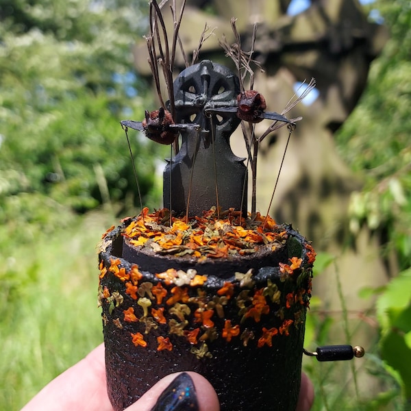 Flying Bat Automaton, wind motion sculpture