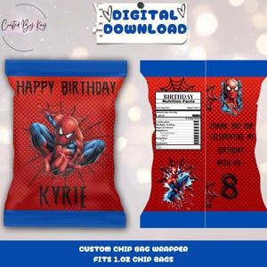 Pu&ograve; includere: Confezione per sacchetto di patatine fritte stampabile con un design rosso e blu con un personaggio di Spiderman, il testo "Happy Birthday Kyrie" e un'etichetta di informazioni nutrizionali. La confezione &egrave; progettata per adattarsi a sacchetti di patatine fritte da 1,02 once.