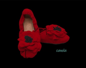 Canola-Leder-Wildleder-Ballerinas mit Leder- und Rosenaccessoires, rote Ballerina, personalisierte Schuhe, Hochzeitsschuhe, Yoga-Schuhe, Zehenschuhe