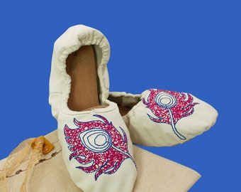 Embroidered leather ballet shoes, Personalized laser writing on the leather sole, Full and half leather sole, Dance booties