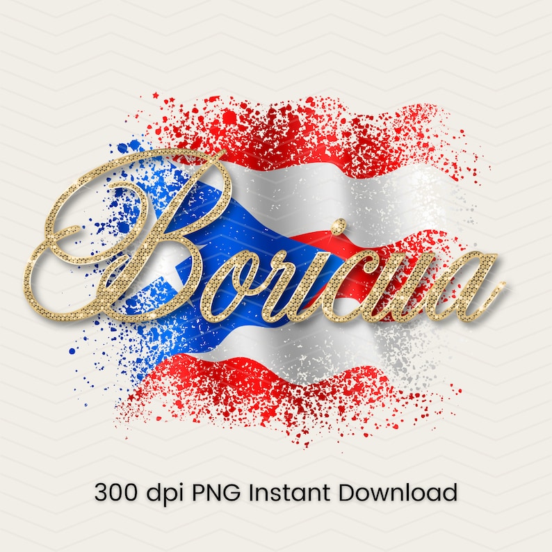 Puede incluir: Una ilustraci&oacute;n digital de la bandera puertorrique&ntilde;a con la palabra "Boricua" escrita en letras doradas de purpurina. La bandera es un tricolor rojo, blanco y azul con un tri&aacute;ngulo azul en el lado del asta. El fondo es un patr&oacute;n de chevron blanco y gris.