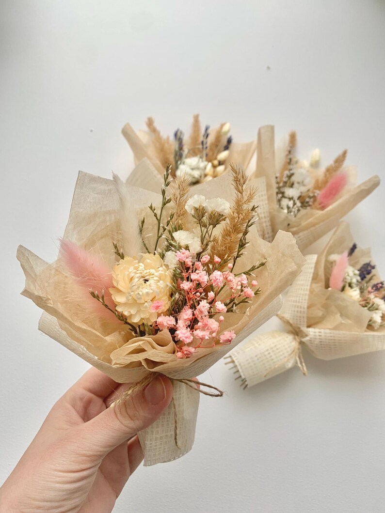 Magnet Mini Dried Flower Bouquet Pastel Wedding Party Favors Wildflower ...