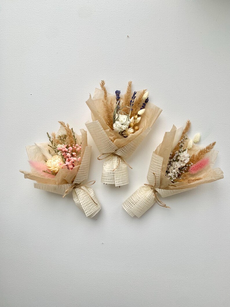 Magnet Mini Dried Flower Bouquet Pastel Wedding Party Favors Wildflower ...