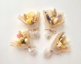 Magnet Mini Dried Flower Bouquet Tiny Wildflower Posy Wedding Party Favors Thank You Rustic Gift Preserved Blooms Fridge Boho Pastel Decor