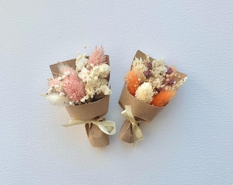 Magnet Mini Dried Flower Bouquet Birthday Thank You Valentine’s Day Gift for Mom Wedding Favor Bridesmaid Proposal Wildflower Posy Magnet