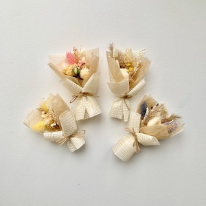Mini bouquet di fiori secchi, bomboniere magnetiche per matrimonio, decorazioni pasquali, piccolo mazzo di fiori selvatici, regalo di ringraziamento per gli ospiti della mamma, piccolo fiore rustico conservato