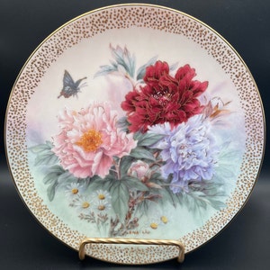 Lena Liu “Peony Prelude “ porcelain collector&#39;s plate.  1991 W.S. George China Symphony of Shimmering Beauty collection.