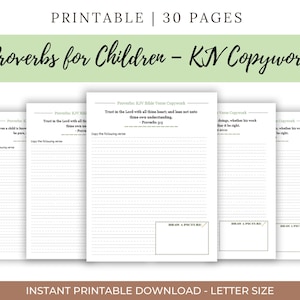 Op de afbeelding: Een afdrukbare set "Spreuken voor Kinderen" kopieerwerkpagina's. De pagina's zijn wit met gelijnde ruimtes om in te schrijven en bevatten bijbelverzen. De bovenste banner luidt "PRINTBAAR | 30 PAGINA'S".