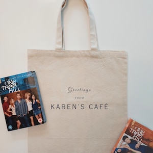 One Tree Hill KAREN&#39;S CAFE Tote Bag | OTH Gift for Fans of Lucas Scott, Peyton Sawyer, Nathan Scott & Brooke Davis | Ravens Basketball Merch