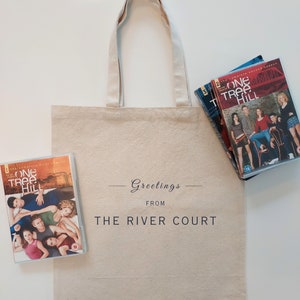 One Tree Hill RIVER COURT Tote Bag | OTH Gift for Fans of Lucas Scott, Peyton Sawyer, Nathan Scott & Brooke Davis | Ravens Basketball Merch
