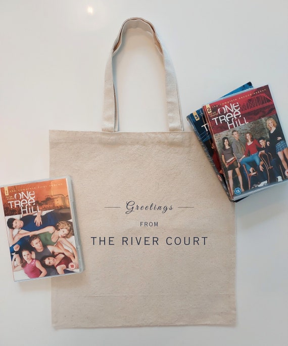One Tree Hill RIVER COURT Tote Bag | OTH Gift for Fans of Lucas Scott, Peyton Sawyer, Nathan Scott & Brooke Davis | Ravens Basketball Merch