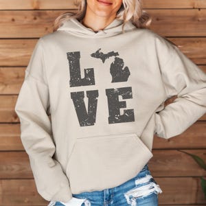 Love Michigan Hoodie, Michigan Gift, Michigan Hoodie, Michigan State Sweatshirt, Michigan Apparel, Michigan Sweatshirt, Great Lakes State