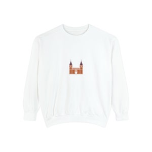 Unisex Garment-Dyed Sweatshirt