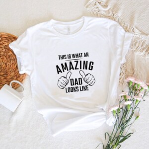 Funny Dad Shirt, Awesome Dad Sweatshirt, Fathers Day Gift, Gift For Dad, This is What an Awesome Dad Looks Like Hoodie