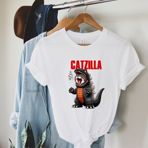 Retro Catzilla T-Shirt - Unisex Japanese Movie Themed Cat T-Shirt - Funny Cat Tshirt -  Cat Lover Gift for Men and Women