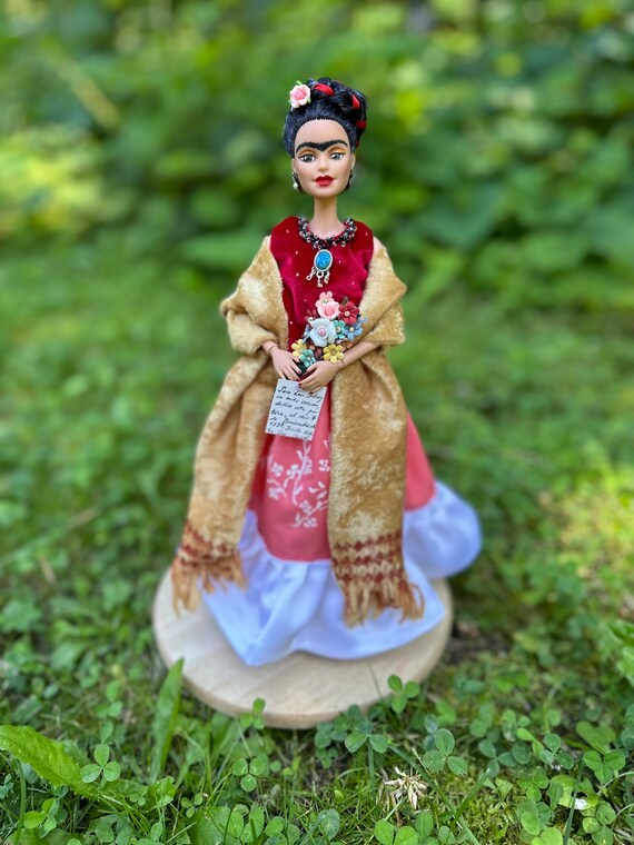 Munecas Frida Kahlo Muneca Frida Barbie hecha a mano Munecas Frida Fashion Doll Decoracion del hogar Munecas de mujeres inspiradoras Regalo para ella Etsy Espana
