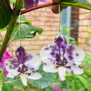 Real Orchid Dried Flower Earrings, Flower Epoxy Resin Earrings, Pressed Flower Earrings, Real Flower Earrings, Perfect Gift for Her