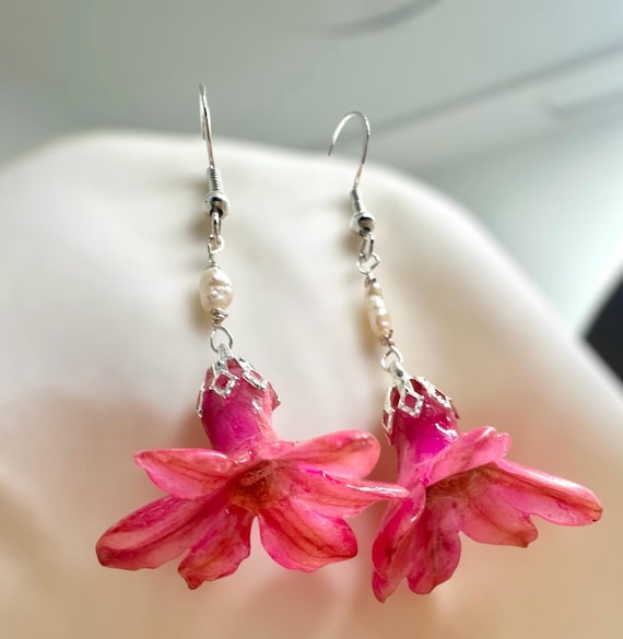 Hyacinth Dried Flower Earrings, Handmade Flower Epoxy Resin