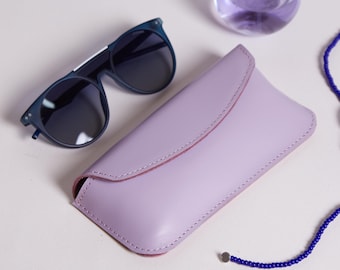 Slim Leather Sunglasses Pouch. Custom Eyeglass Sleeve. Colored Pouch for Eyeglasses or Sunglasses. Personalized Eyeglasses Case for Women