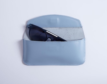 Leather Glasses Sleeve : Soft Sunglasses Case - Minimalist Eyeglasses Holder - Custom Leather Cover